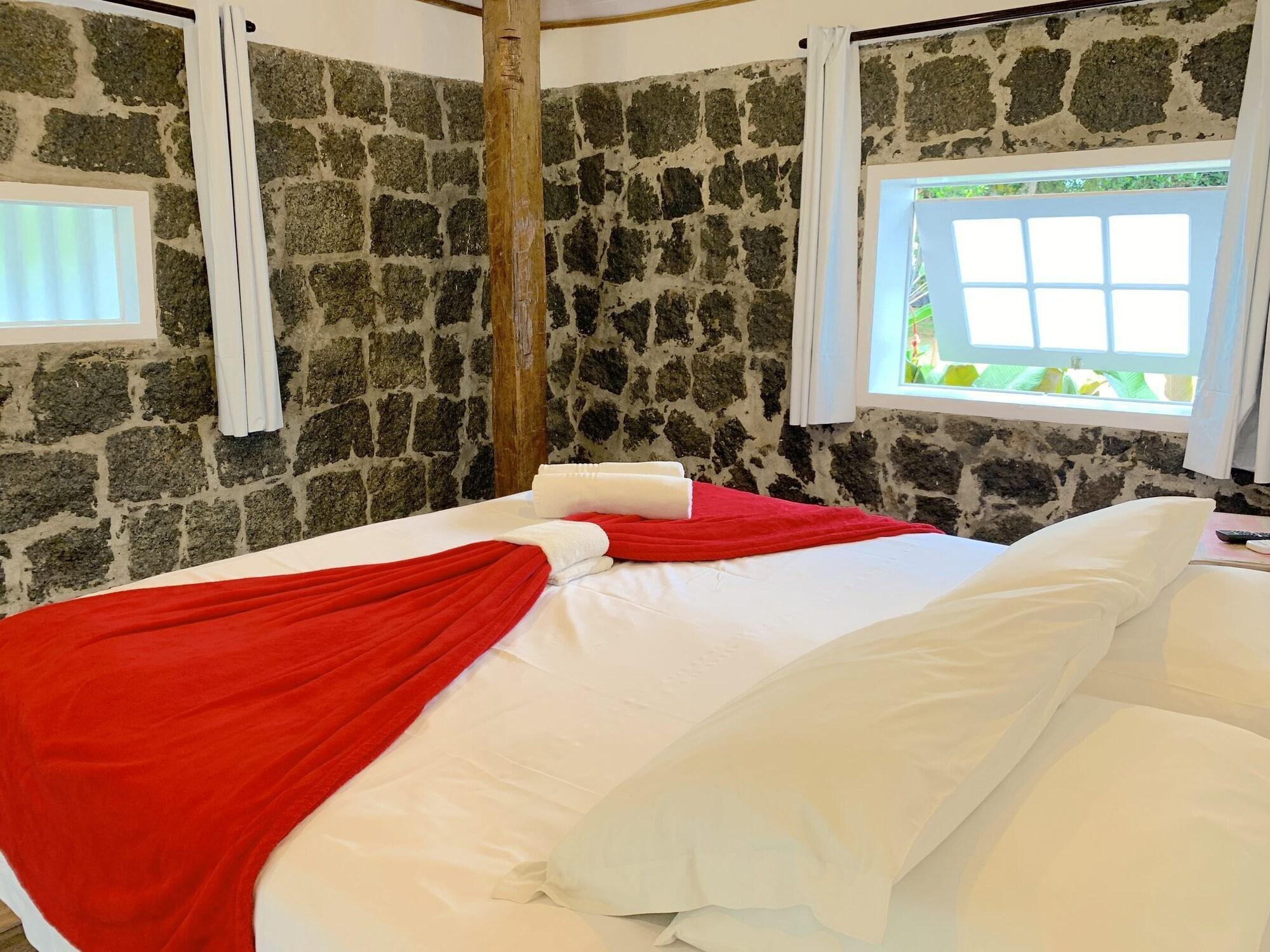 Velinn Pousada Bromelias Ilhabela Exteriör bild